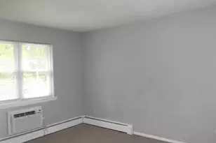 261 Regency Park Dr, Agawam, MA 01001 - Photo 8