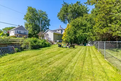 23 Carter St, Hudson, MA 01749 - Photo 4