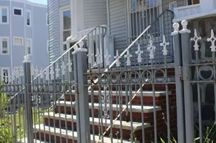 31 Topliff St, Boston, MA 02122 - Photo 2