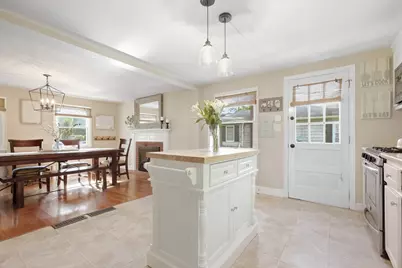 27 Pickering Street, Danvers, MA 01923 - Photo 4