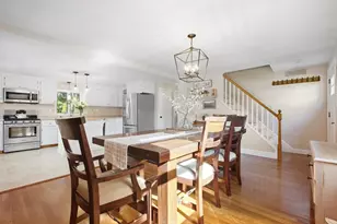 27 Pickering St, Danvers, MA 01923 - Photo 8