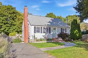27 Pickering St, Danvers, MA 01923 - Photo 1