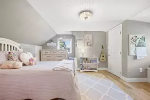 27 Pickering St, Danvers, MA 01923 - Photo 18