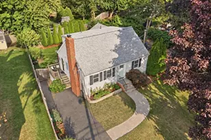 27 Pickering St, Danvers, MA 01923 - Photo 28
