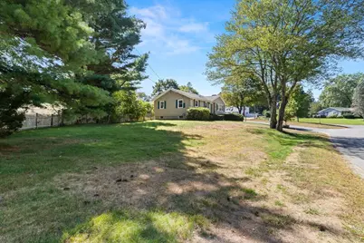 163 Center St, Groveland, MA 01834 - Photo 34