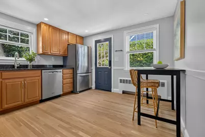 19 Bellaire Rd, Boston, MA 02132 - Photo 10