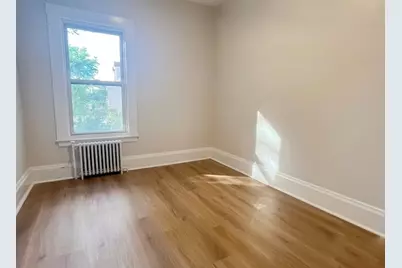 3 Warren St #2M, Danvers, MA 01923 - Photo 2