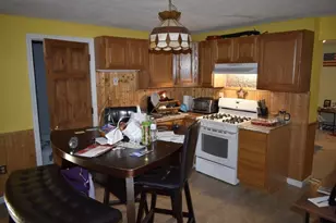 10 Sherman St, Westfield, MA 01085 - Photo 2