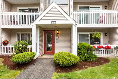 15 Bower Rd #D3, Quincy, MA 02169 - Photo 2