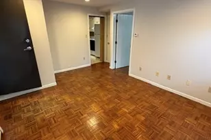 83 Elm St, Worcester, MA 01609 - Photo 2