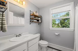 6 Cumberland St, Attleboro, MA 02703 - Photo 16