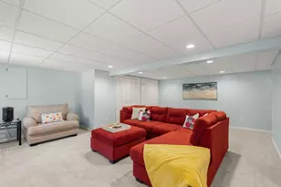 6 Cumberland St, Attleboro, MA 02703 - Photo 22