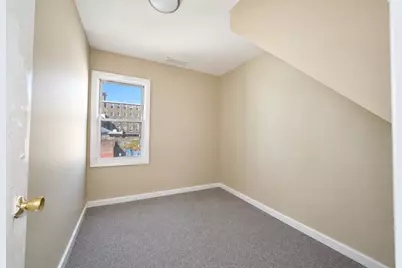64 Tremont St, Fall River, MA 02720 - Photo 16