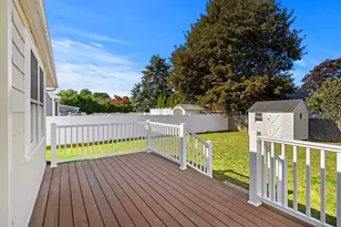 36 MacArthur Blvd, Danvers, MA 01923 - Photo 10