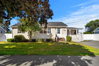 36 Macarthur Blvd, Danvers, MA 01923 - Photo 2