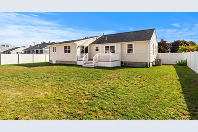 36 Macarthur Blvd, Danvers, MA 01923 - Photo 8