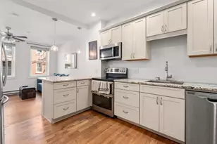 162 Endicott St, Boston, MA 02113 - Photo 2