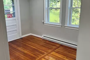 23 Graves St, Deerfield, MA 01373 - Photo 6