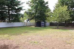 158 Woodcrest Rd, Springfield, MA 01029 - Photo 18