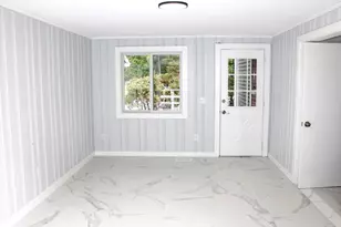 158 Woodcrest Rd, Springfield, MA 01029 - Photo 12