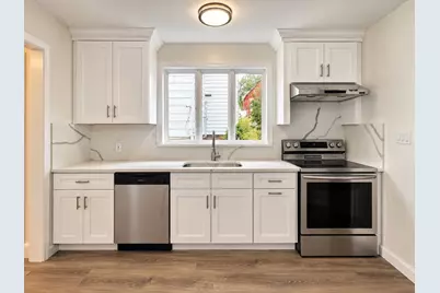 18 Pierce St, Malden, MA 02148 - Photo 4