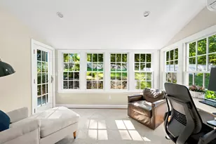 37 Century Ln, Milton, MA 02186 - Photo 10