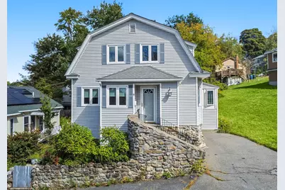 9 Columbus Ave, Lawrence, MA 01841 - Photo 2