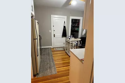 242 Southern Artery #1, Quincy, MA 02170 - Photo 4