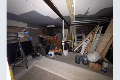 57 Home St, Springfield, MA 01104 - Photo 6