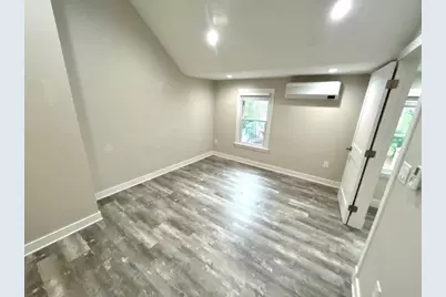 32 Jefferson St #1, Cambridge, MA 02141 - Photo 12