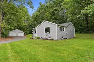 49 Harrington Rd, Charlton, MA 01507 - Photo 2
