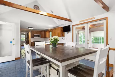 15 Johnson Rd, Avon, MA 02322 - Photo 4
