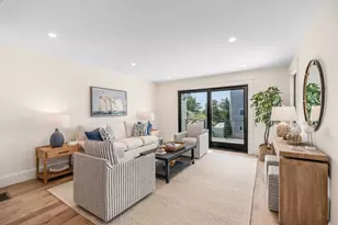 13 Hammond St, Gloucester, MA 01930 - Photo 8