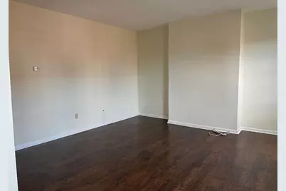 13 Center Street, Holyoke, MA 01040 - Photo 16