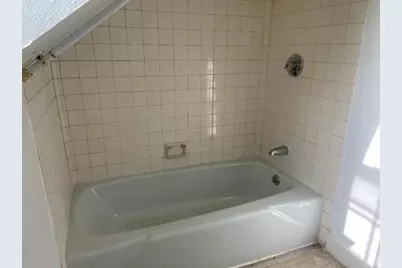 13 Center Street, Holyoke, MA 01040 - Photo 22