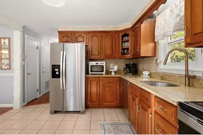 9 Parker Rd, Groveland, MA 01834 - Photo 10