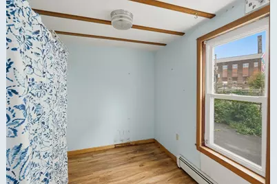 7 Preston St, Worcester, MA 01610 - Photo 12