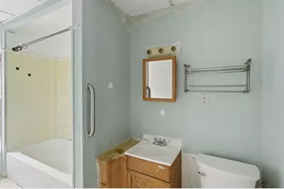 7 Preston St, Worcester, MA 01610 - Photo 30