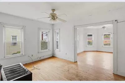 7 Preston St, Worcester, MA 01610 - Photo 18
