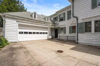 2 Military Rd, Worcester, MA 01609 - Photo 30