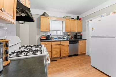 40 Hurd St, Melrose, MA 02176 - Photo 22