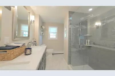 136 Maplewood Rd, Lynn, MA 01904 - Photo 20