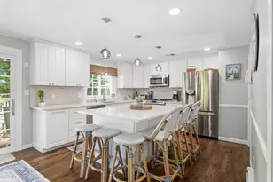 136 Maplewood Rd, Lynn, MA 01904 - Photo 12