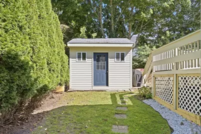 136 Maplewood Rd, Lynn, MA 01904 - Photo 34