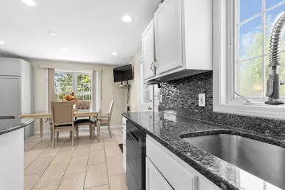 39 Frost Ave, Brockton, MA 02301 - Photo 4