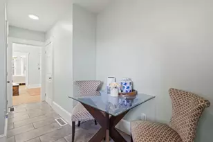 23 Green St, Salem, MA 01970 - Photo 8
