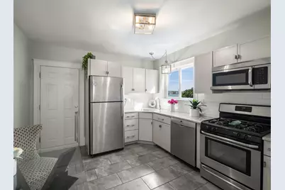 23 Green St #1R, Salem, MA 01970 - Photo 6