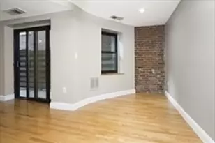 95 Gainsborough St, Boston, MA 02115 - Photo 4