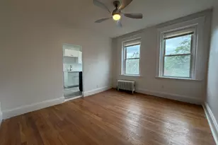 7 Grove St, Boston, MA 02114 - Photo 2