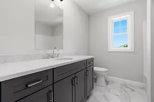 11 Isola Ln, Stoneham, MA 02180 - Photo 10